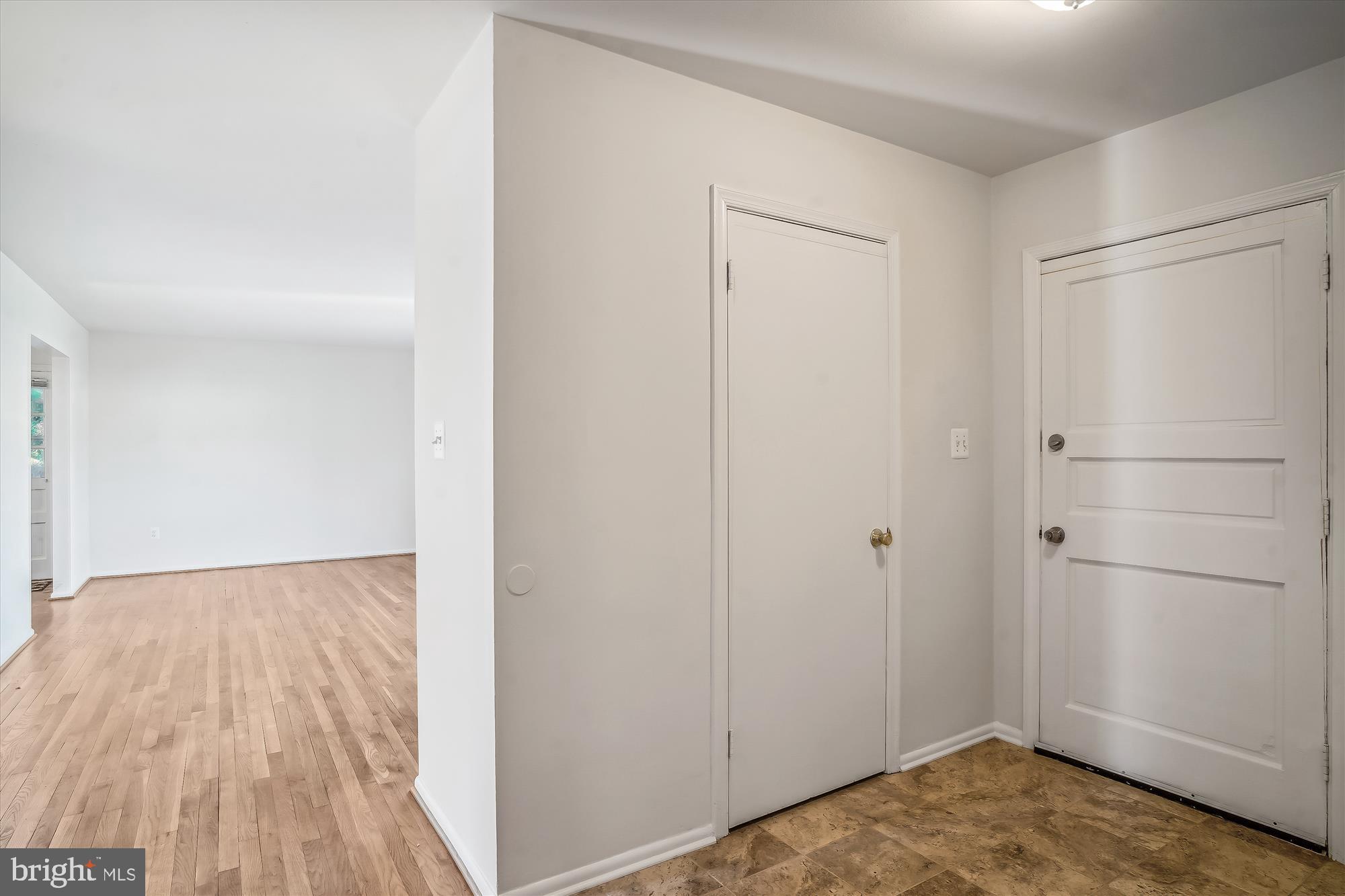 3708 Briars Road Olney, MD 20832 - Photo 4 of 55 Entry
