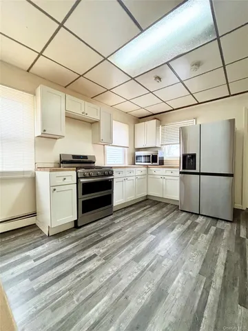 $1,800 | 135 5th Avenue, Troy, NY 12180