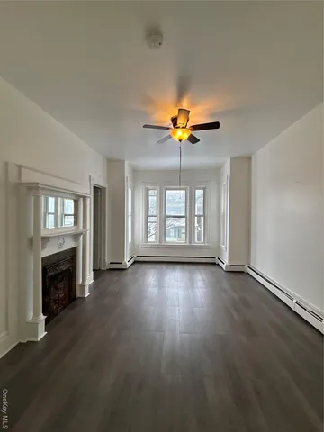 $1,800 | 135 5th Avenue, Troy, NY 12180