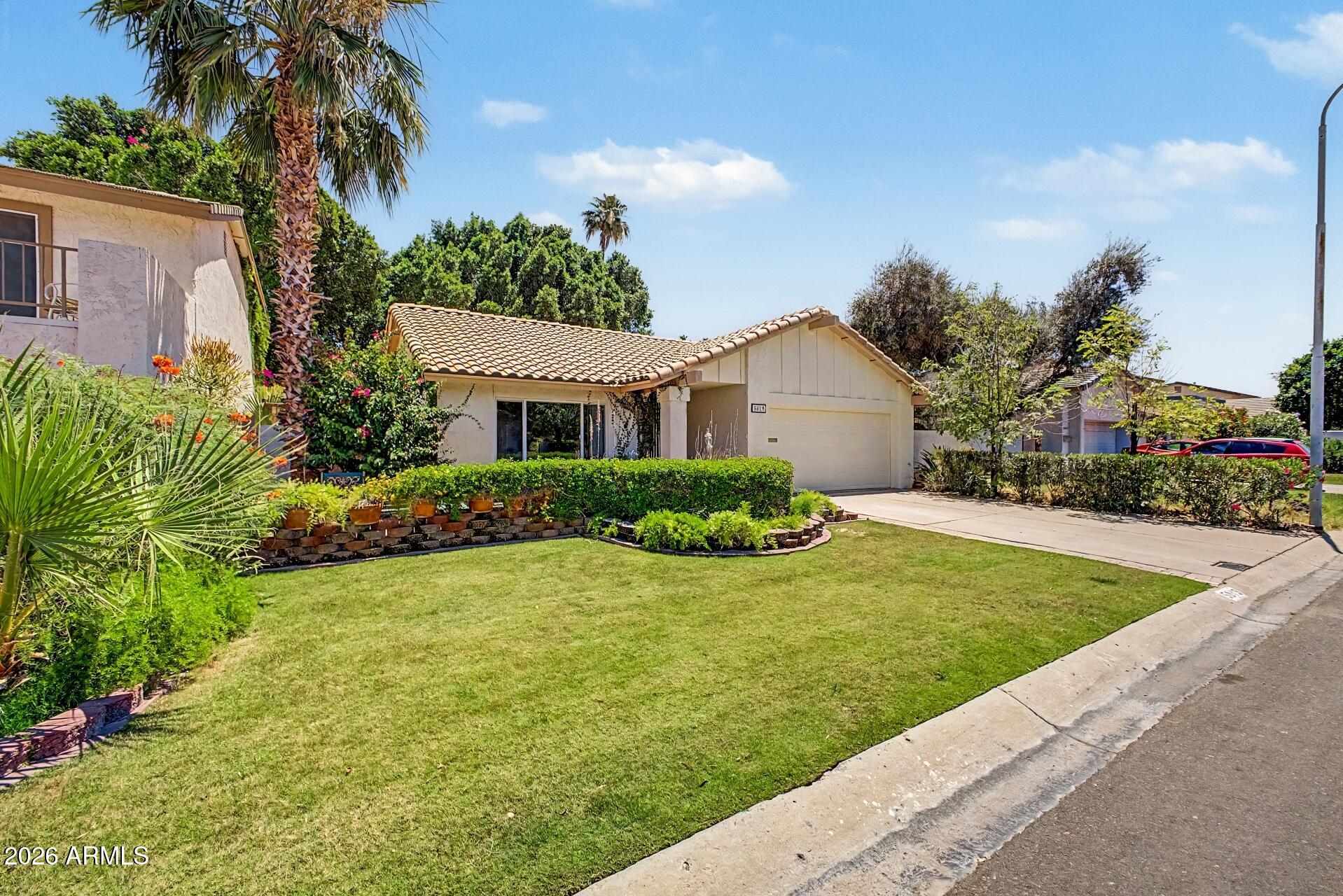 5619 South Crows Nest Road Tempe, AZ 85283 - Photo 1 of 48