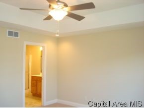 2704 Whiteside Place Springfield, IL 62711 - Photo 8 of 12 Gallery Image 8