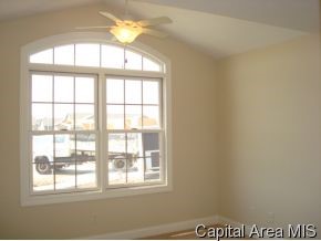2704 Whiteside Place Springfield, IL 62711 - Photo 9 of 12 Gallery Image 9
