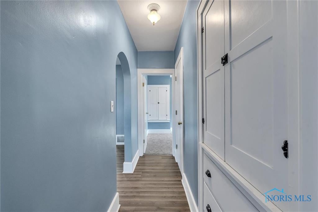 2401 Pickle Road Oregon, OH 43616 - Photo 20 of 43 Gallery Image 20