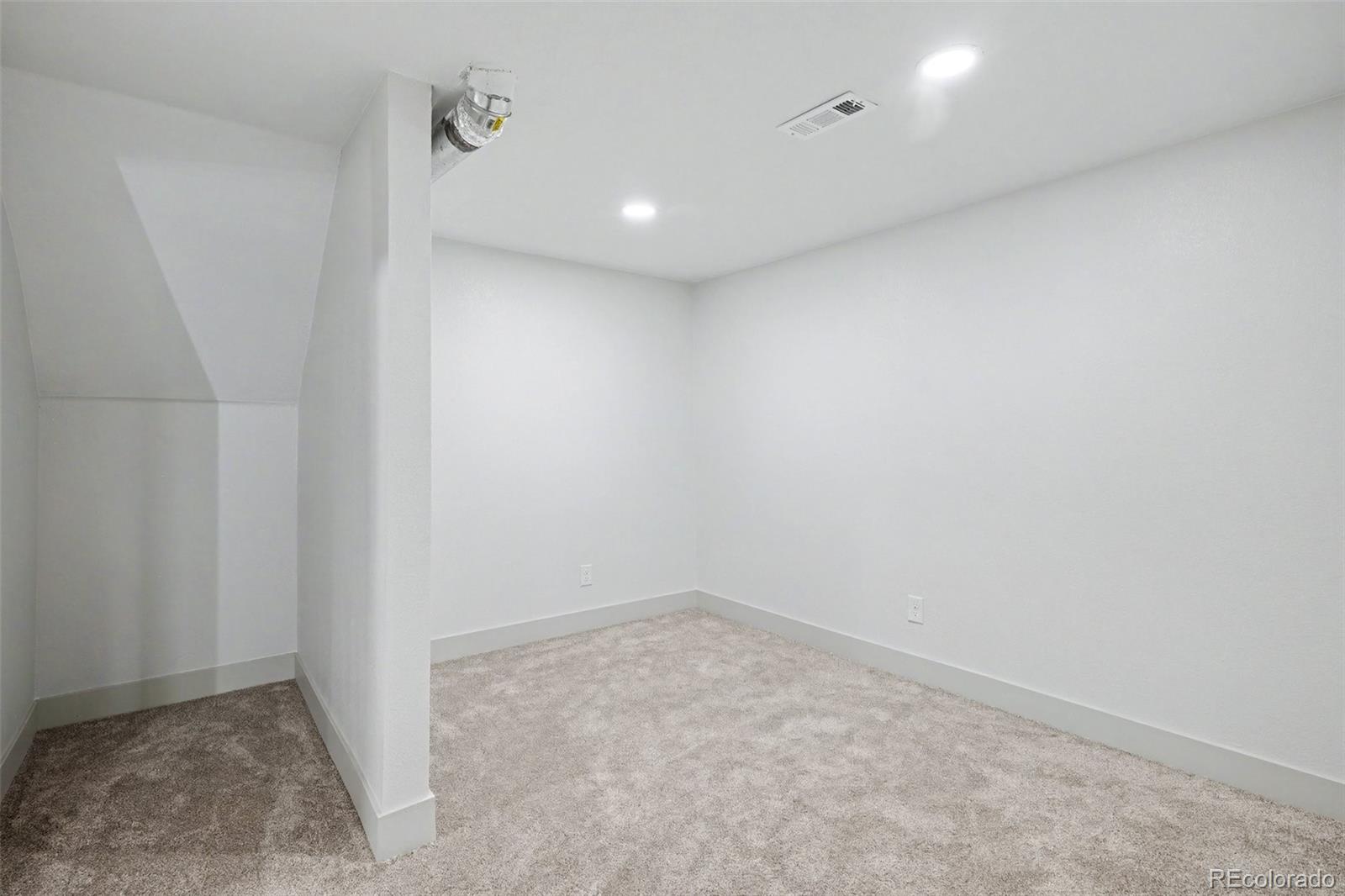 2065 South Rifle Street Aurora, CO 80013 - Photo 25 of 34