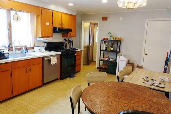 $3,960 | 11 Bowdoin Street, Unit 2, Medford, MA 02155