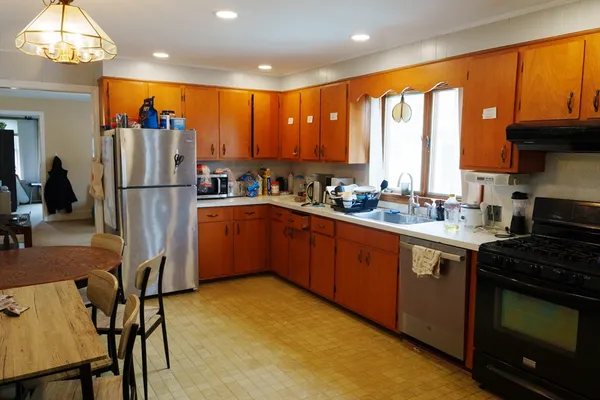 $3,960 | 11 Bowdoin Street, Unit 2, Medford, MA 02155