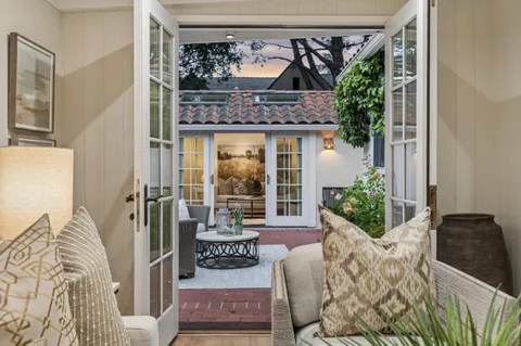 $3,980,000 | 690 Lincoln Avenue, Palo Alto, CA 94301