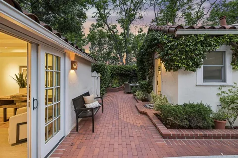 $3,980,000 | 690 Lincoln Avenue, Palo Alto, CA 94301