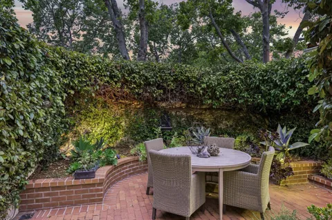 $3,980,000 | 690 Lincoln Avenue, Palo Alto, CA 94301