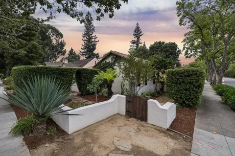 $3,980,000 | 690 Lincoln Avenue, Palo Alto, CA 94301