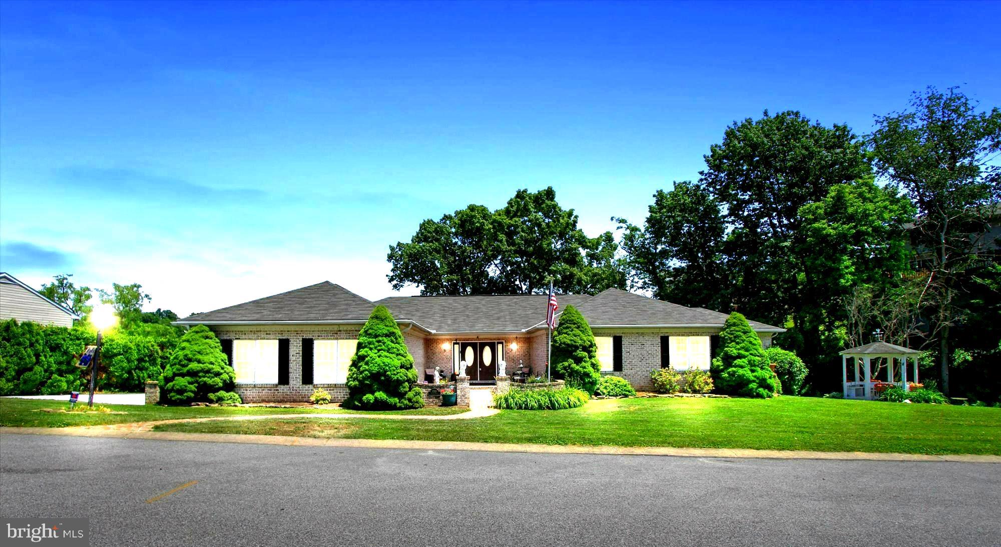 1310 Toann Road York, PA 17403 - Photo 2 of 61 Gallery Image 2