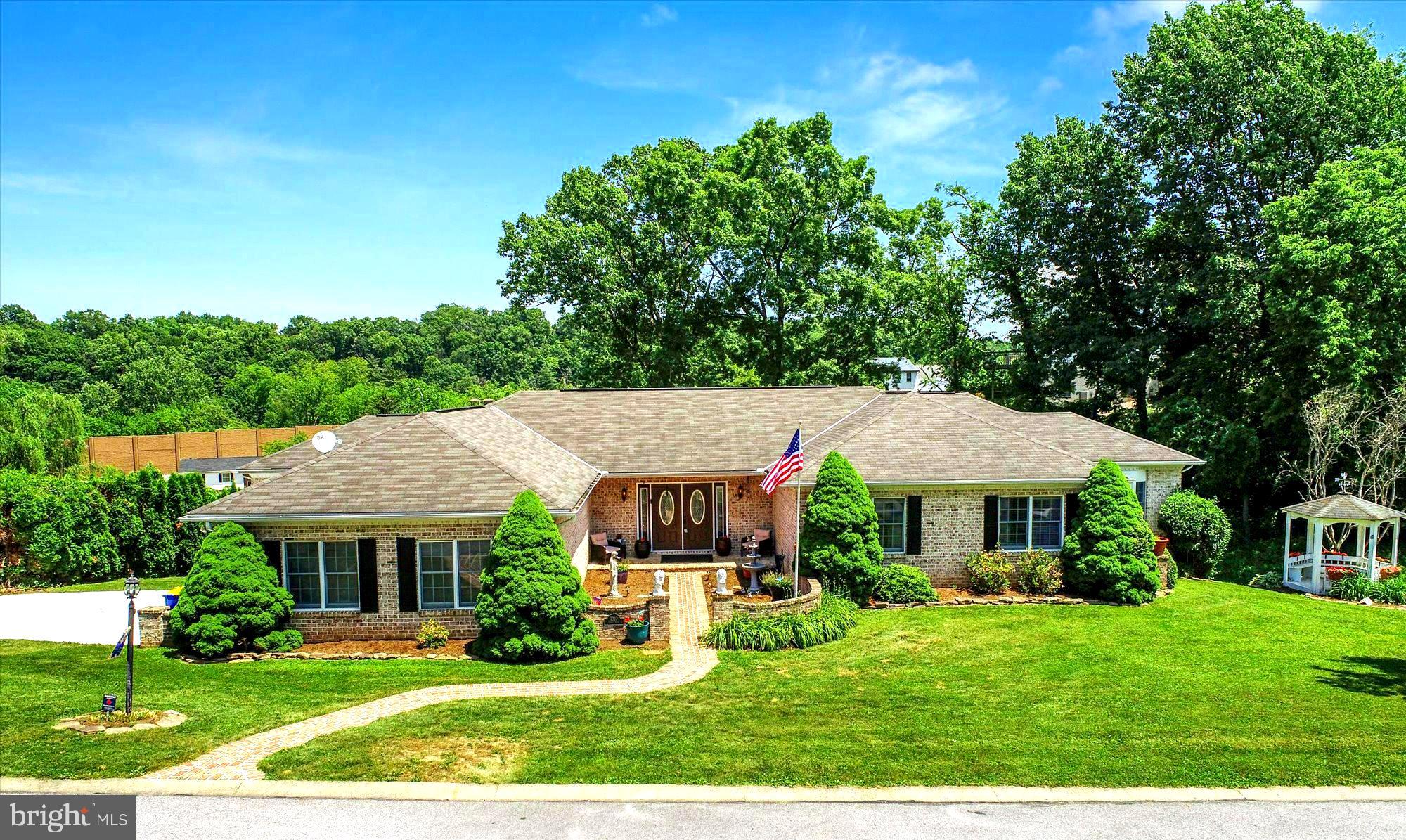 1310 Toann Road York, PA 17403 - Photo 3 of 61 Gallery Image 3