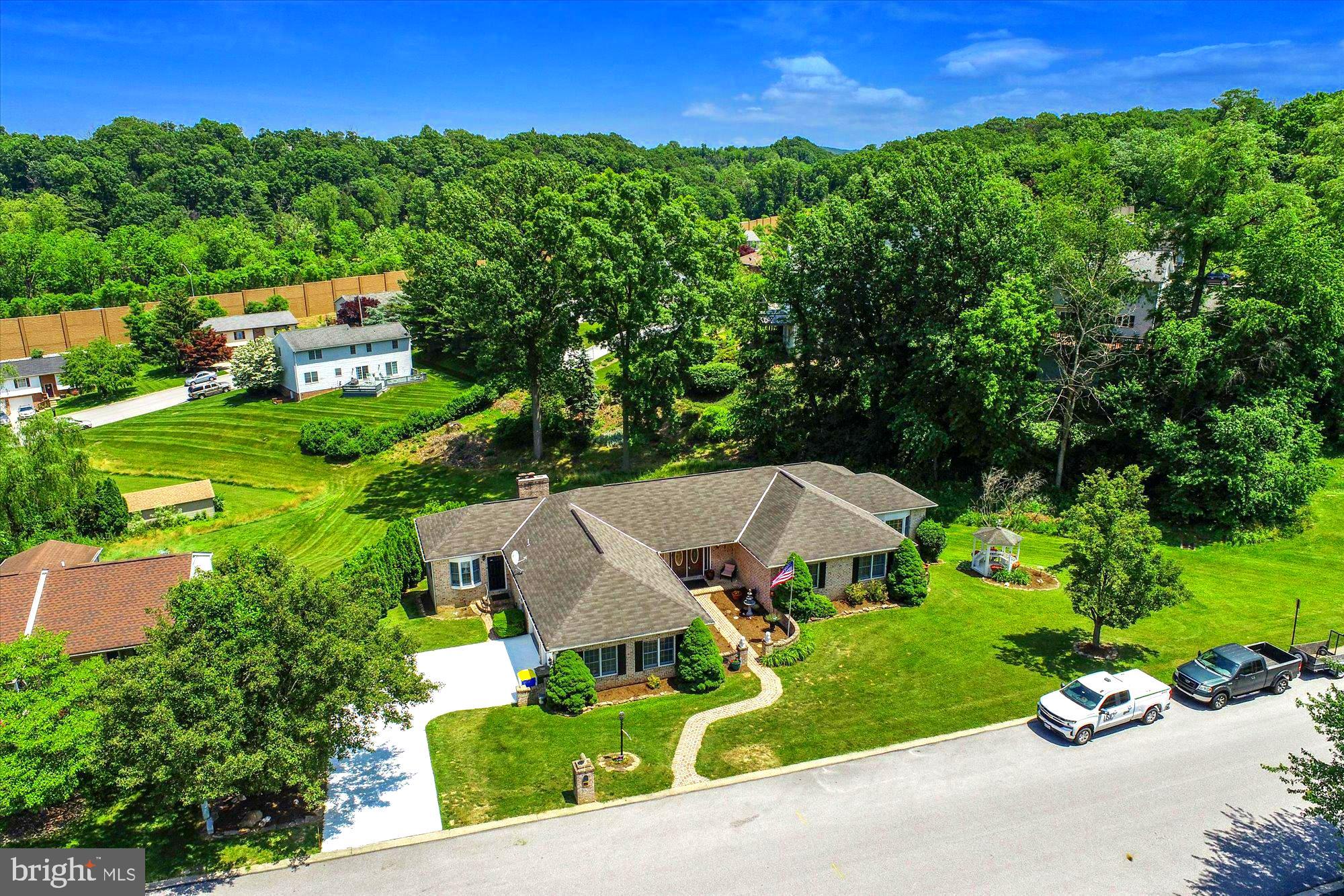 1310 Toann Road York, PA 17403 - Photo 7 of 61 Gallery Image 7