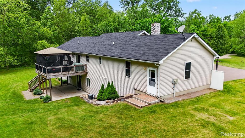 9565 Crofoot Road Fowlerville, MI 48836 - Photo 48 of 63