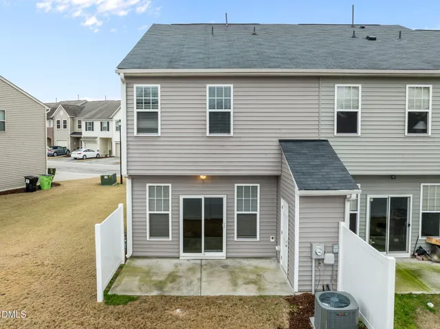 $294,000 | 424 Leighann Ridge Lane, Rolesville, NC 27571