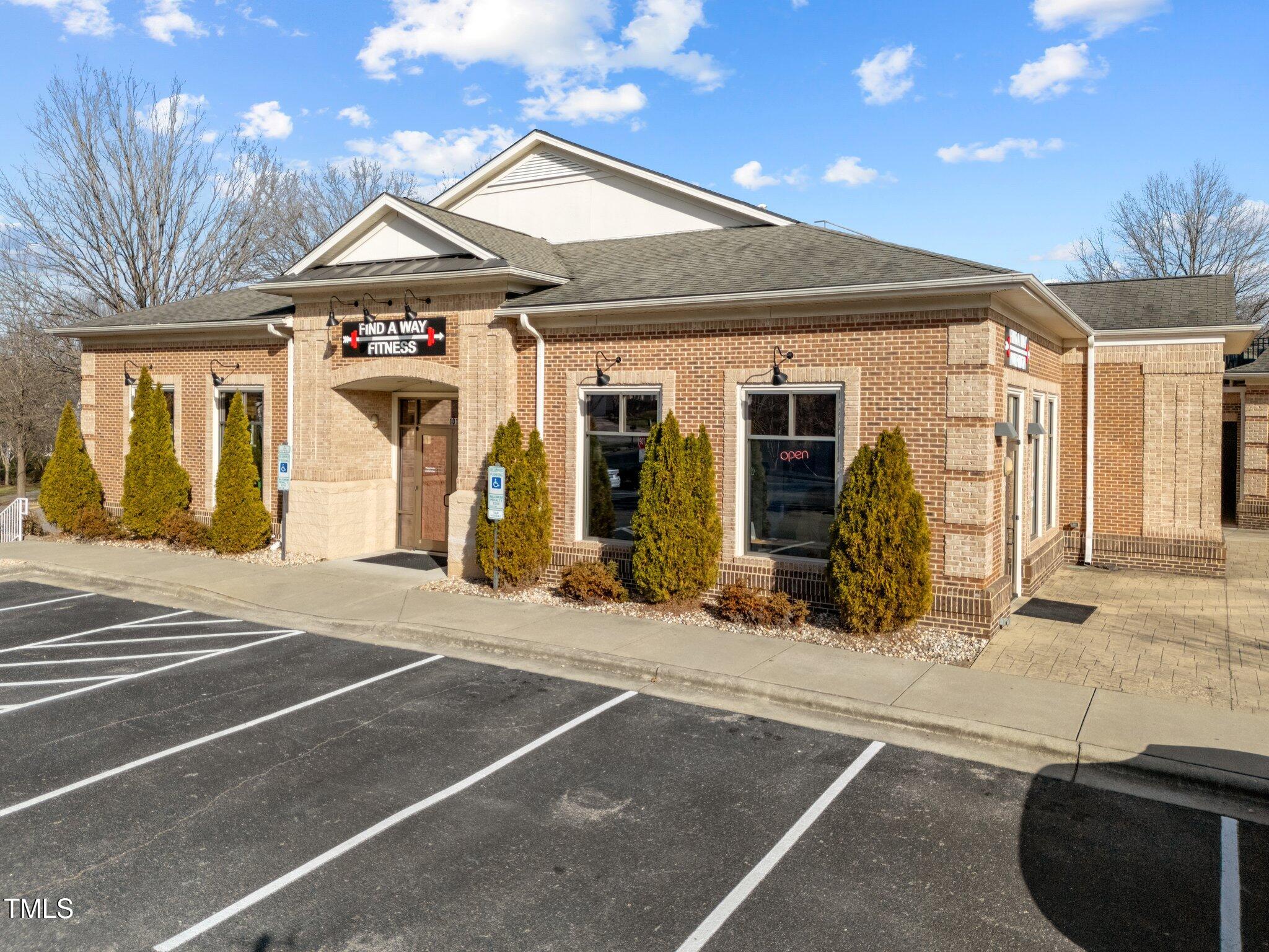 2260 Dunlin Lane Raleigh, NC 27614 - Photo 38 of 49 47-web-or-mls-DJI_20250203145432_0008_D