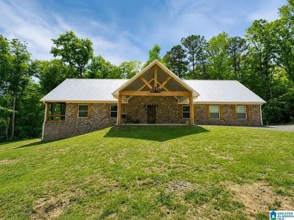 $379,900 | 61 Robbins Road, Warrior, AL 35180