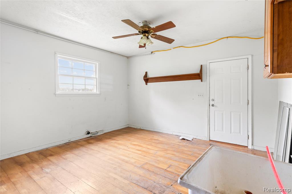 50505 Geddes Road Canton, MI 48188 - Photo 9 of 26