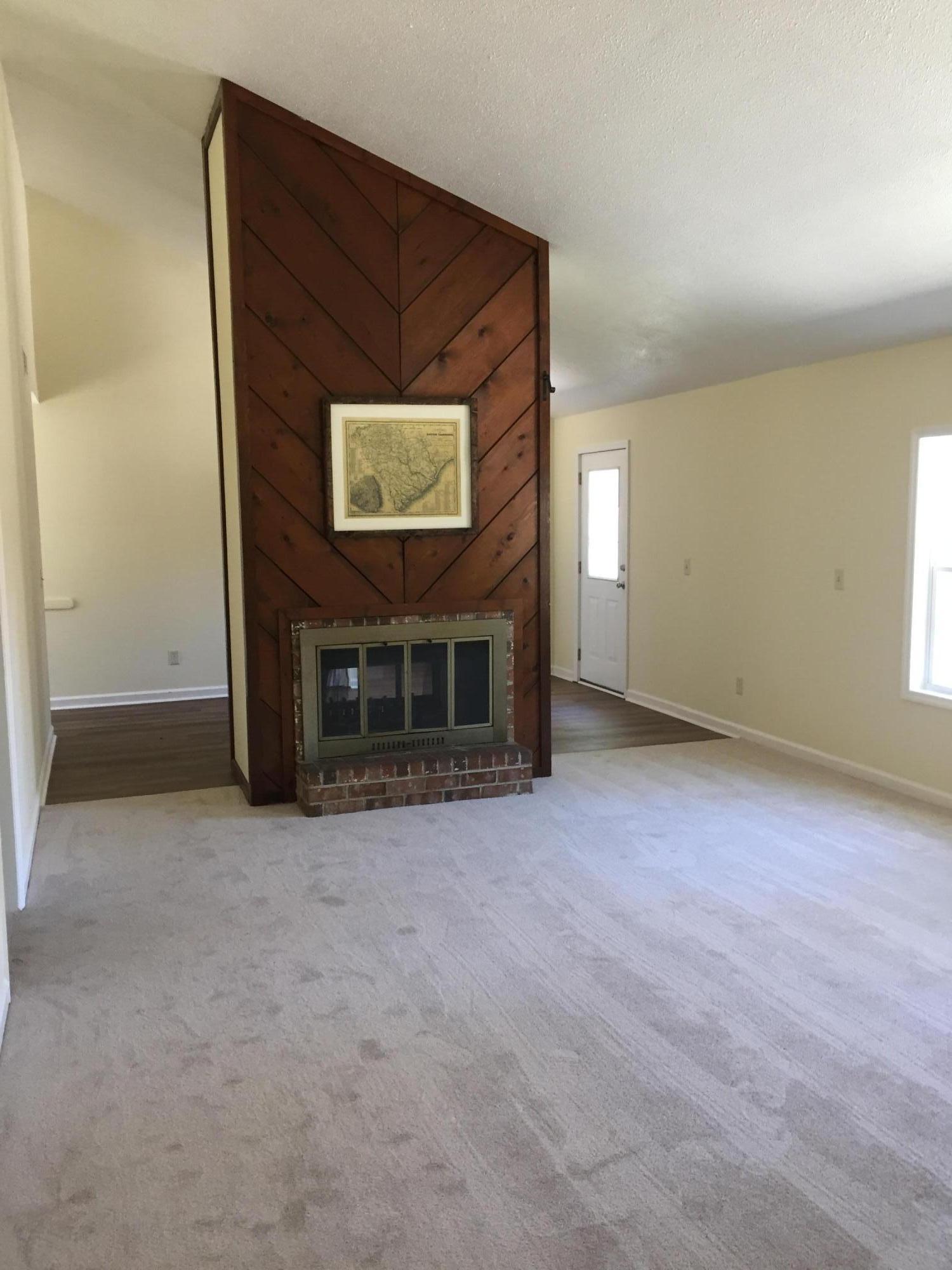 208 Pebble Creek Road Summerville, SC 29486 - Photo 2 of 7 IMG_1479
