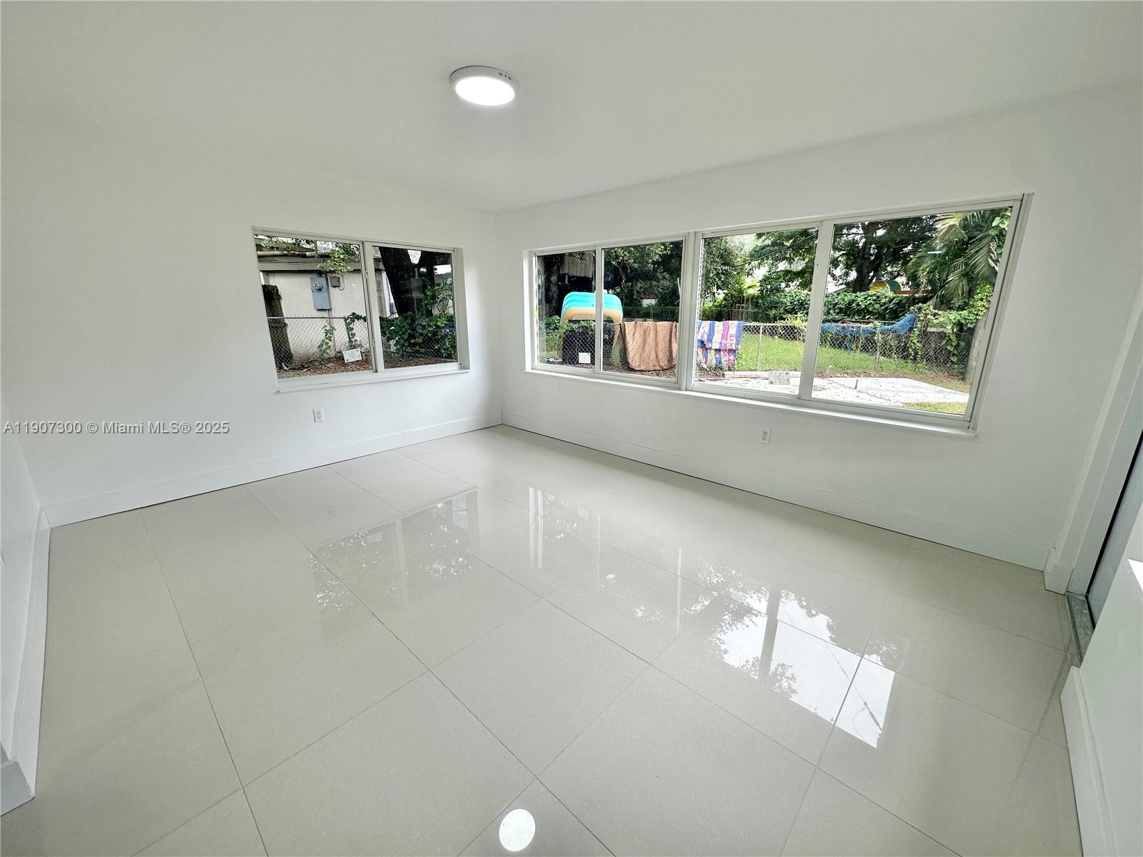 5740 Freedom Street Hollywood, FL 33021 - Photo 26 of 44