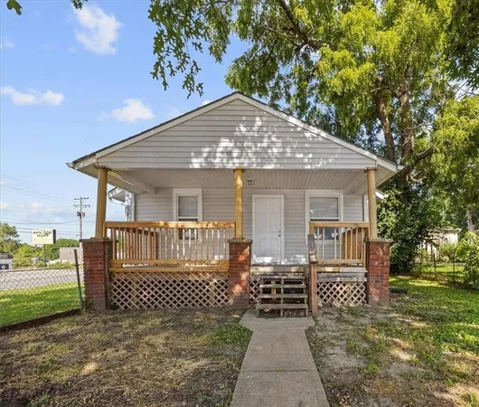 $195,000 | 1116 South Woodland Avenue, Independence, MO 64050