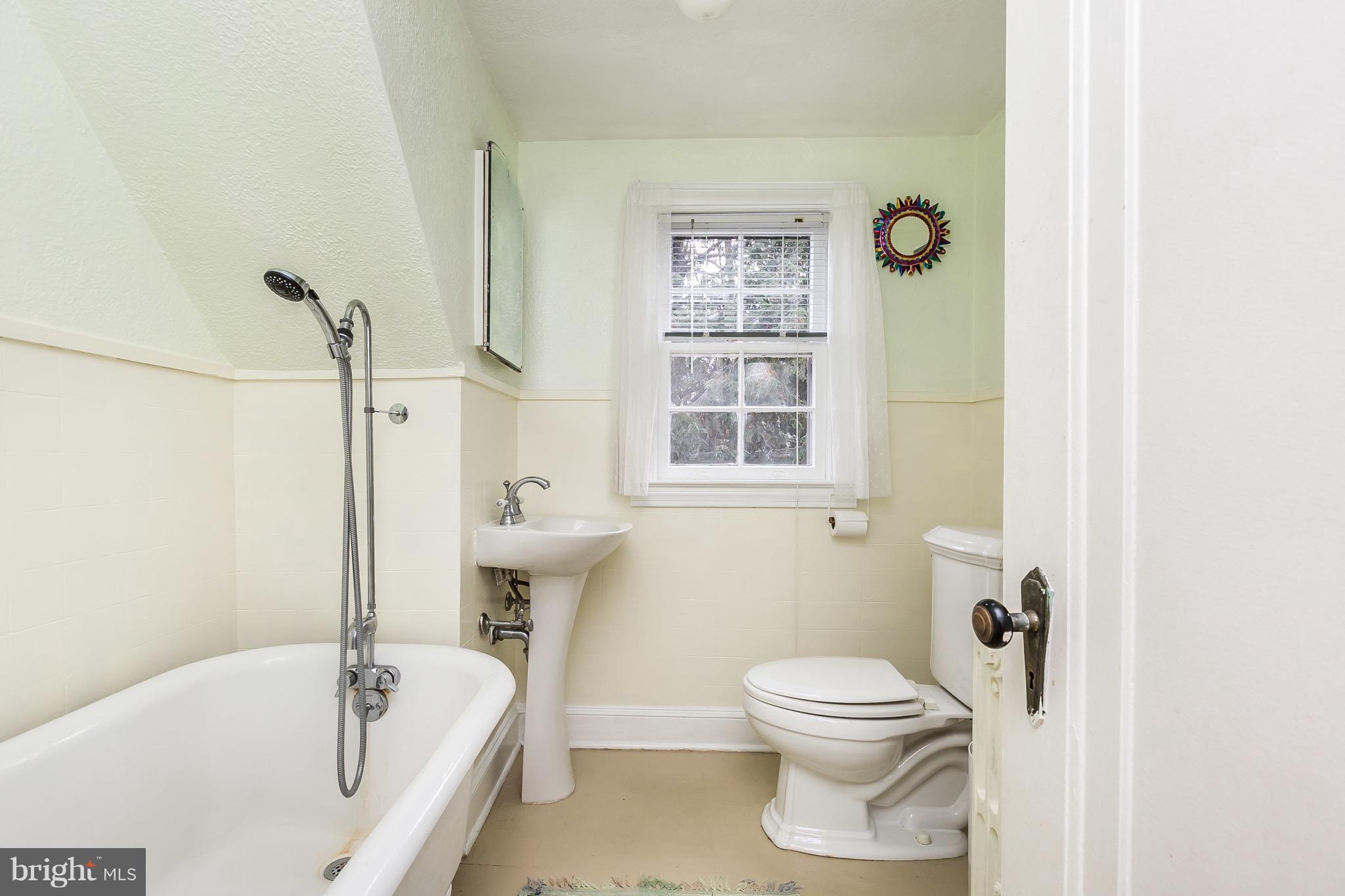 320 Dunkirk Road Baltimore, MD 21212 - Photo 19 of 27 Bath