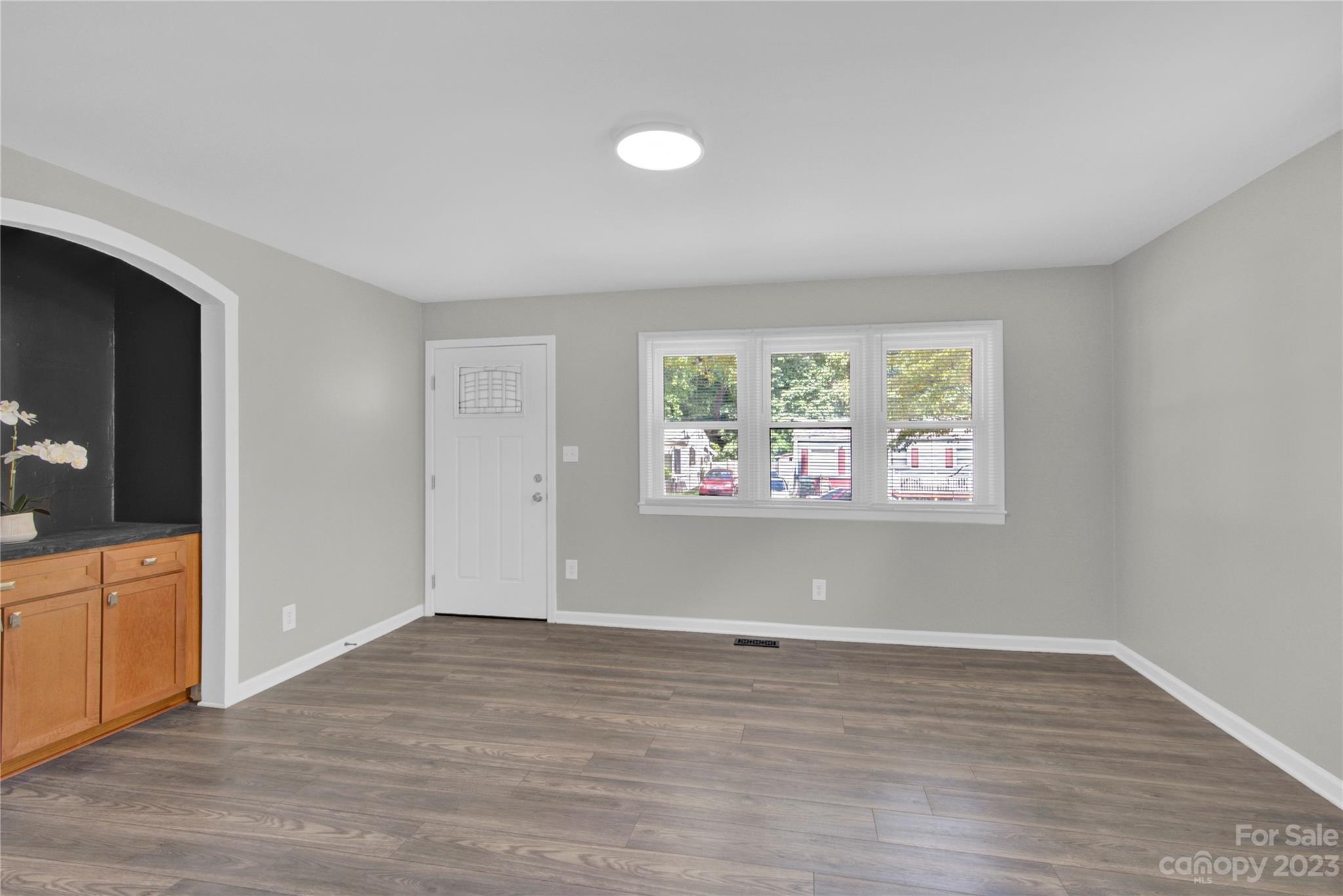 920 North Ransom Street Gastonia, NC 28052 - Photo 5 of 22 Gallery Image 5