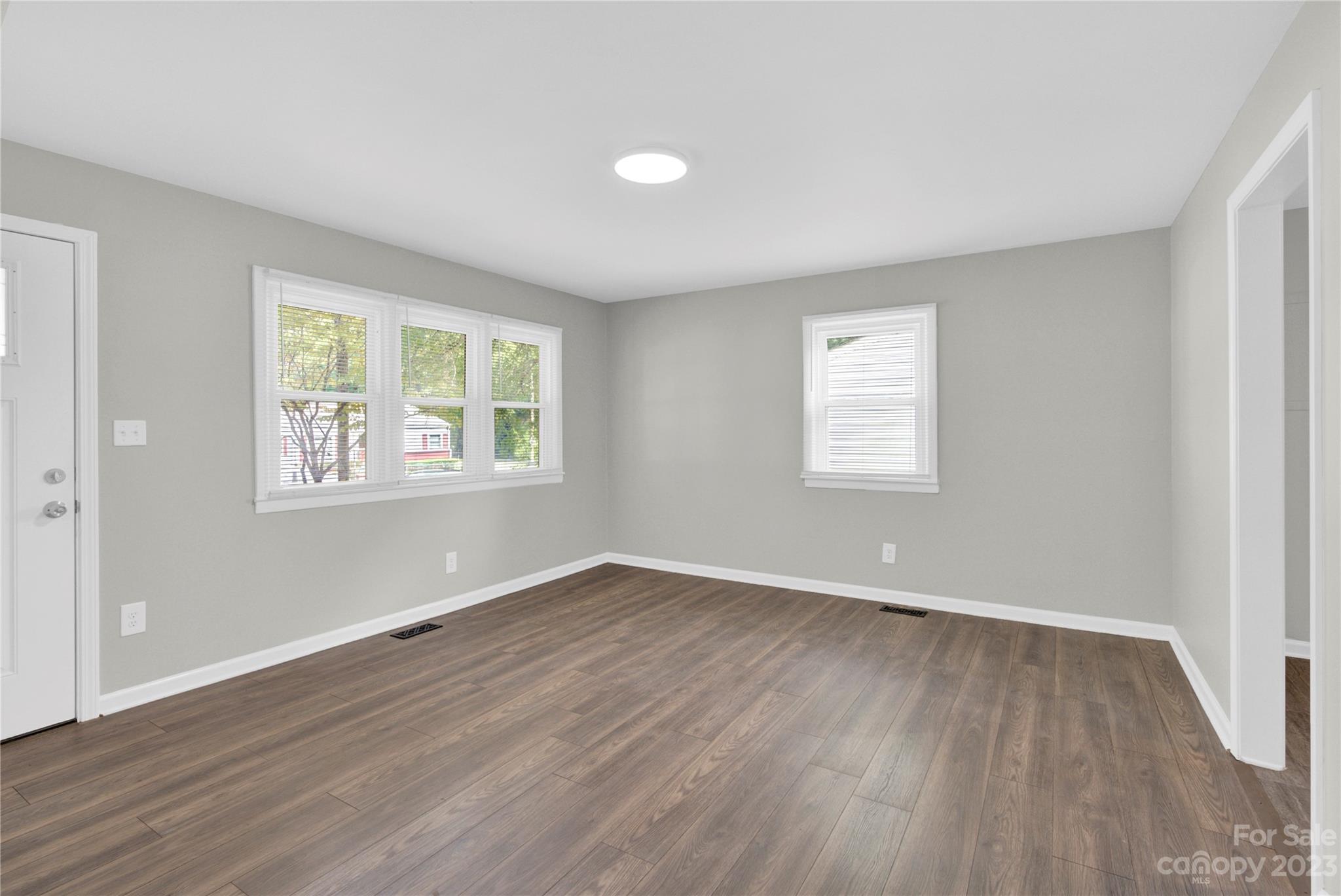 920 North Ransom Street Gastonia, NC 28052 - Photo 6 of 22 Gallery Image 6