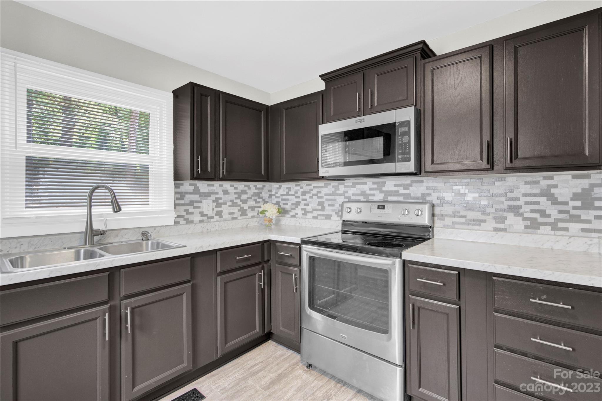 920 North Ransom Street Gastonia, NC 28052 - Photo 7 of 22 Gallery Image 7