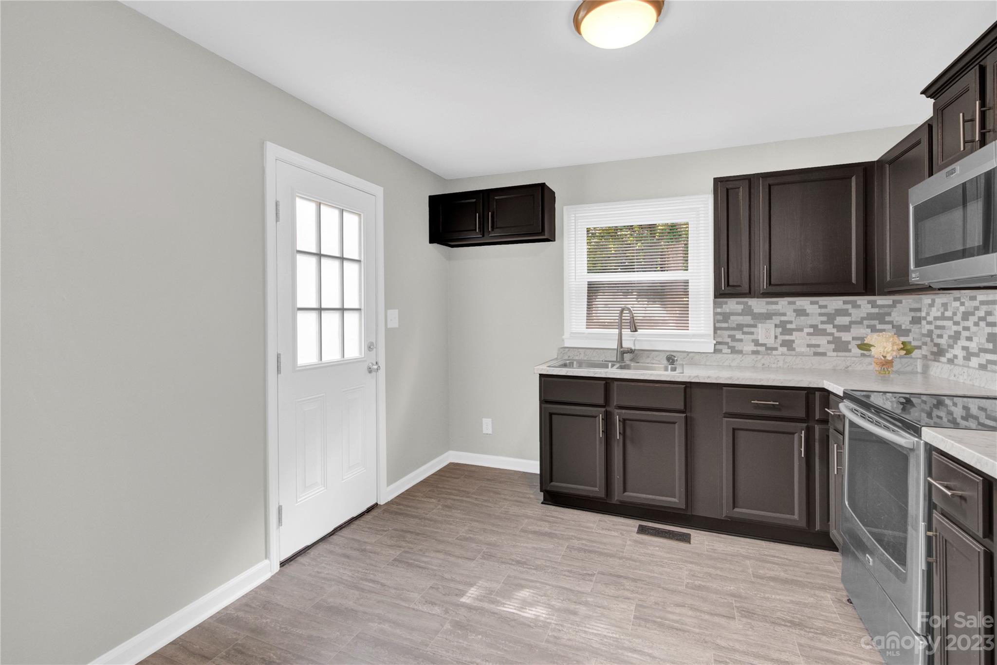 920 North Ransom Street Gastonia, NC 28052 - Photo 8 of 22 Gallery Image 8