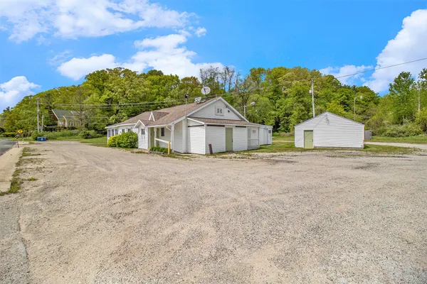 $795,000 | 5164 Monroe Road, Pentwater, MI 49449