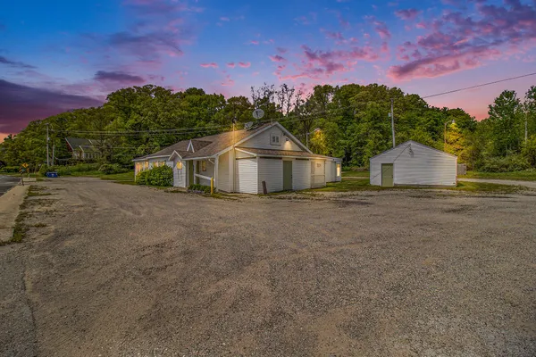 $795,000 | 5164 Monroe Road, Pentwater, MI 49449