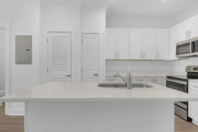 $1,850 | 112 Date Palm Lane, Freeport, FL 32439