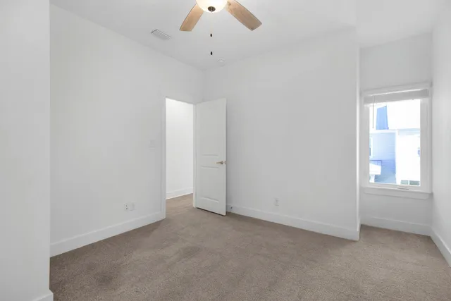 $1,850 | 112 Date Palm Lane, Freeport, FL 32439