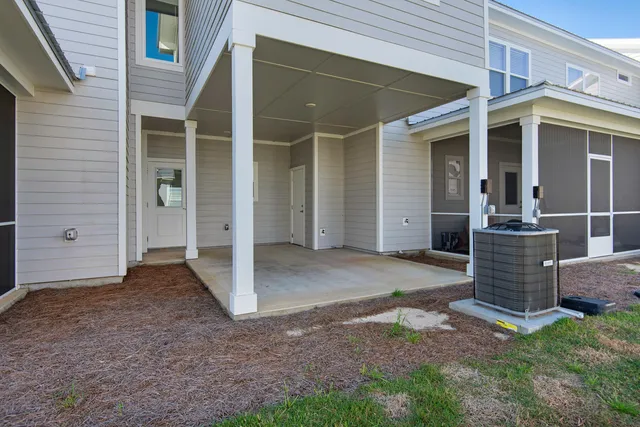 $1,850 | 112 Date Palm Lane, Freeport, FL 32439