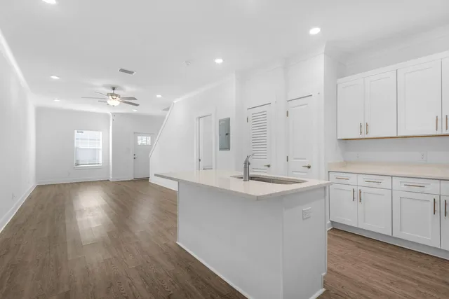 $1,850 | 112 Date Palm Lane, Freeport, FL 32439