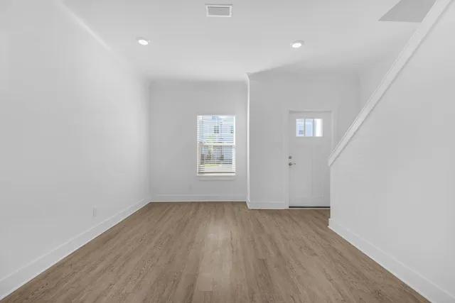 $1,850 | 112 Date Palm Lane, Freeport, FL 32439