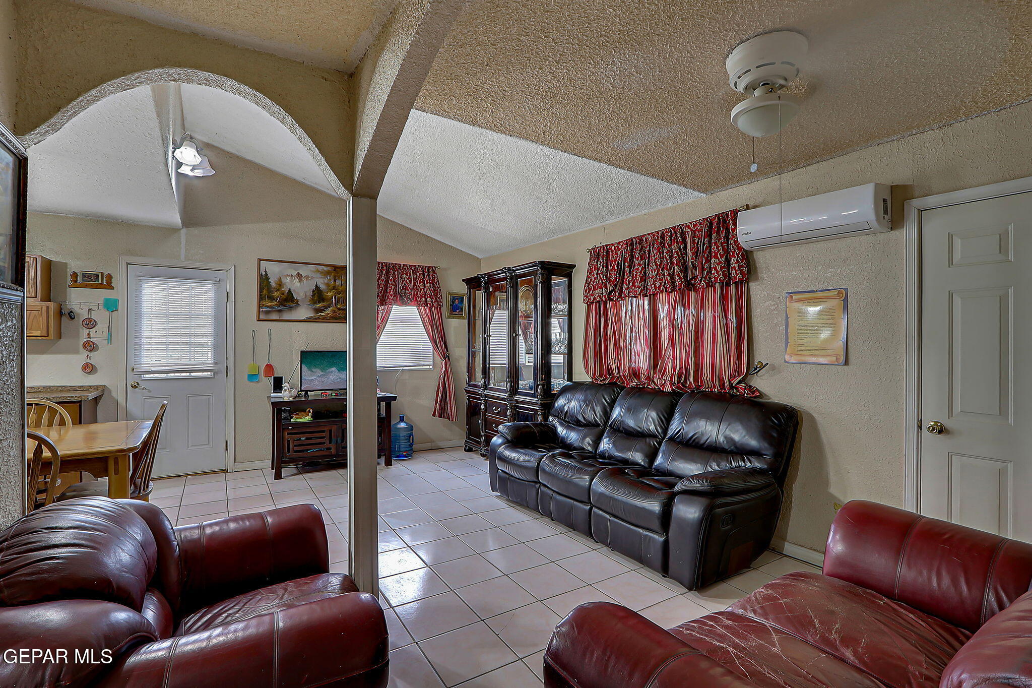 19210 Rancho Road Tornillo, TX 79853 - Photo 2 of 14 a living room with furniture