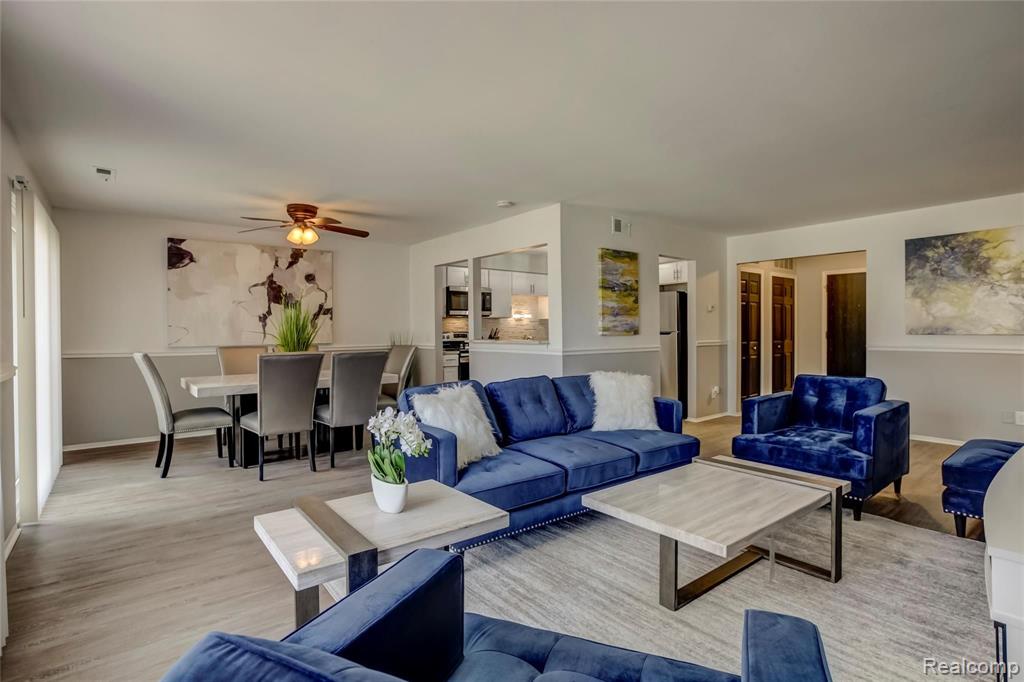 32023 West 14 Mile Road, Unit 107 Farmington, MI 48334 - Photo 4 of 14