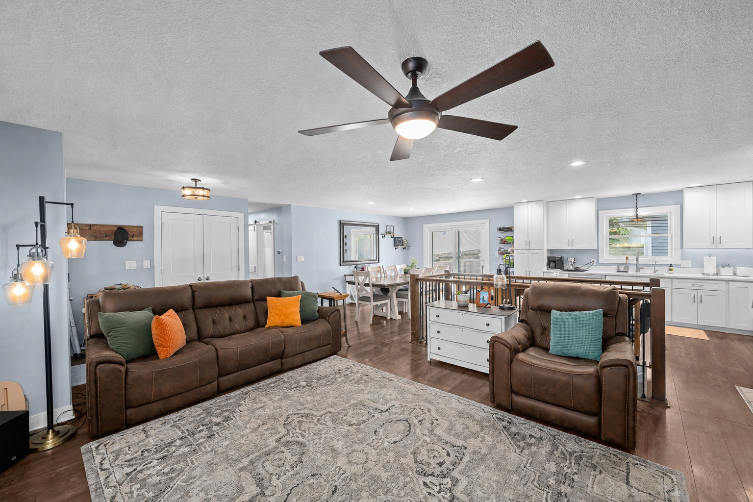 3515 Moencks Road Bettendorf, IA 52722 - Photo 6 of 68 Gallery Image 6