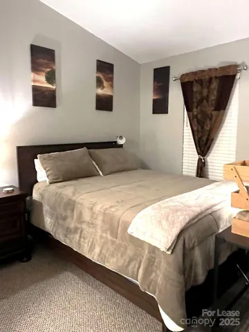 $2,200 | 8103 Circle Tree Lane, Charlotte, NC 28277