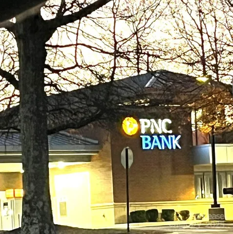 $2,200 | 8103 Circle Tree Lane, Charlotte, NC 28277