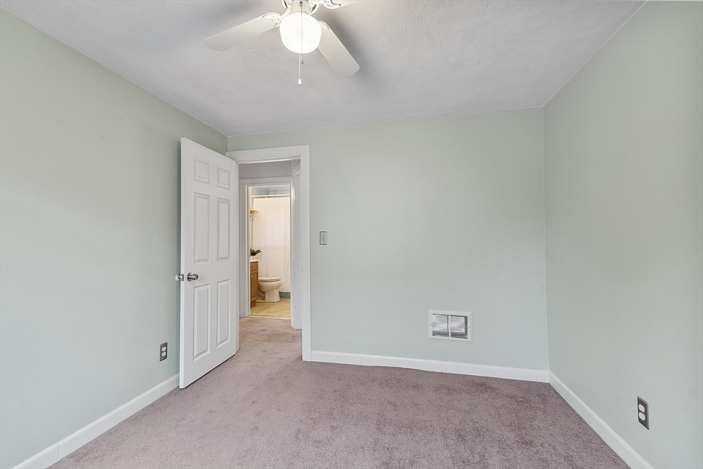 18 Elm Road Everett, MA 02149 - Photo 17 of 27 Gallery Image 17