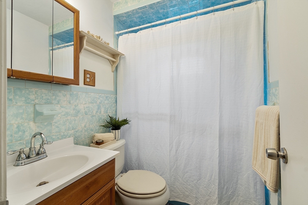 18 Elm Road Everett, MA 02149 - Photo 20 of 27 Gallery Image 20
