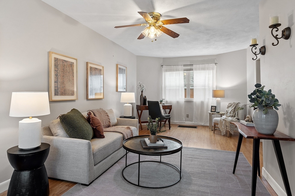 18 Elm Road Everett, MA 02149 - Photo 4 of 27 Gallery Image 4