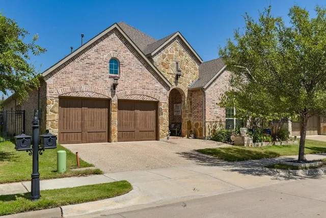 $3,600 | 1121 Lone Ivory Trail, Arlington, TX 76005