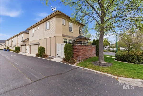 $605,000 | 369 East Wexford Lane, Eagle, ID 83616