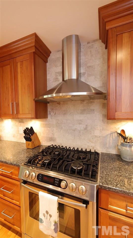 8837 Woodyhill Road Raleigh, NC 27613 - Photo 10 of 26