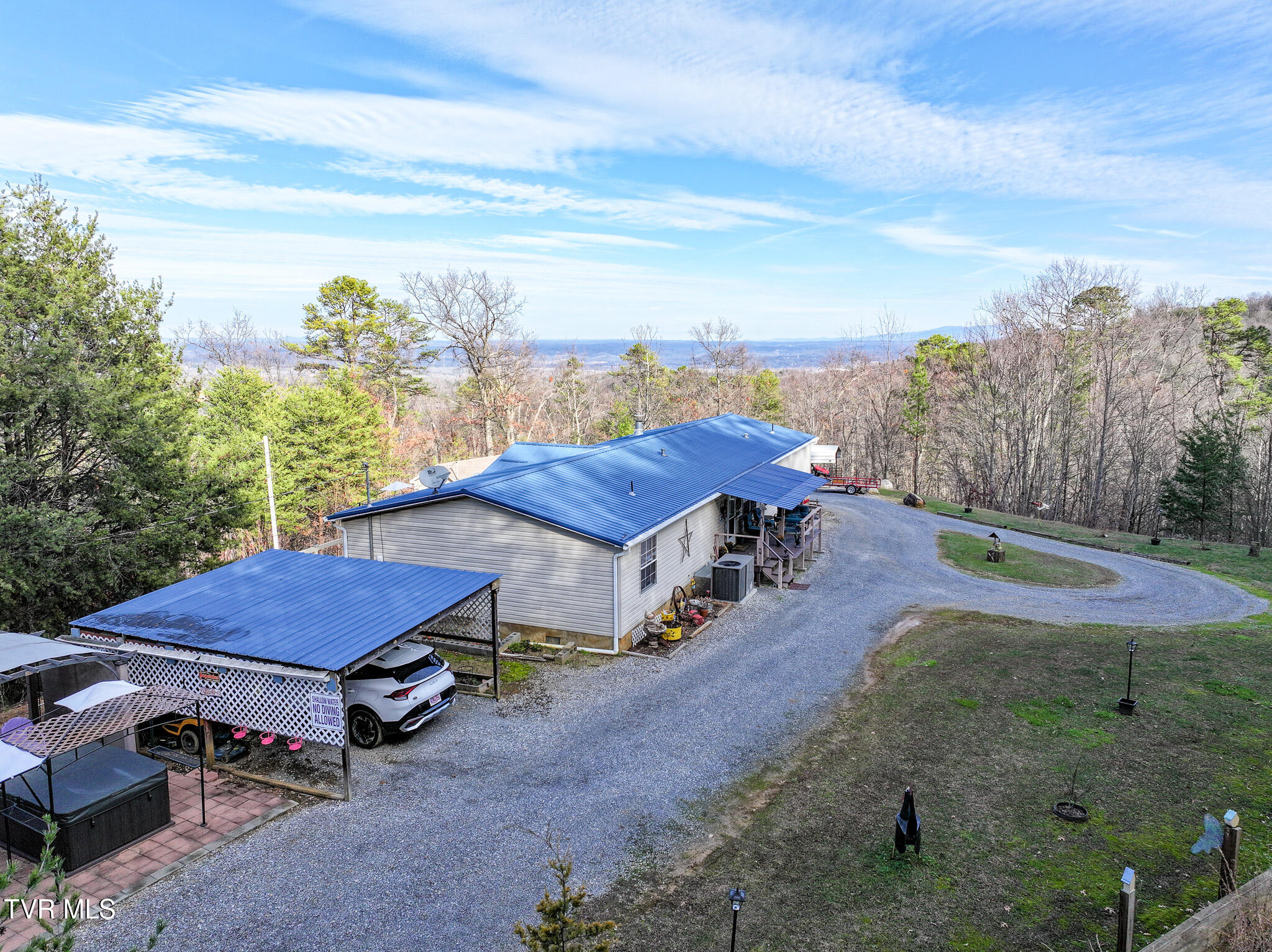 1243 Applewood Road Newport, TN 37821 - Photo 4 of 60 DJI_20251220165726_0437_D
