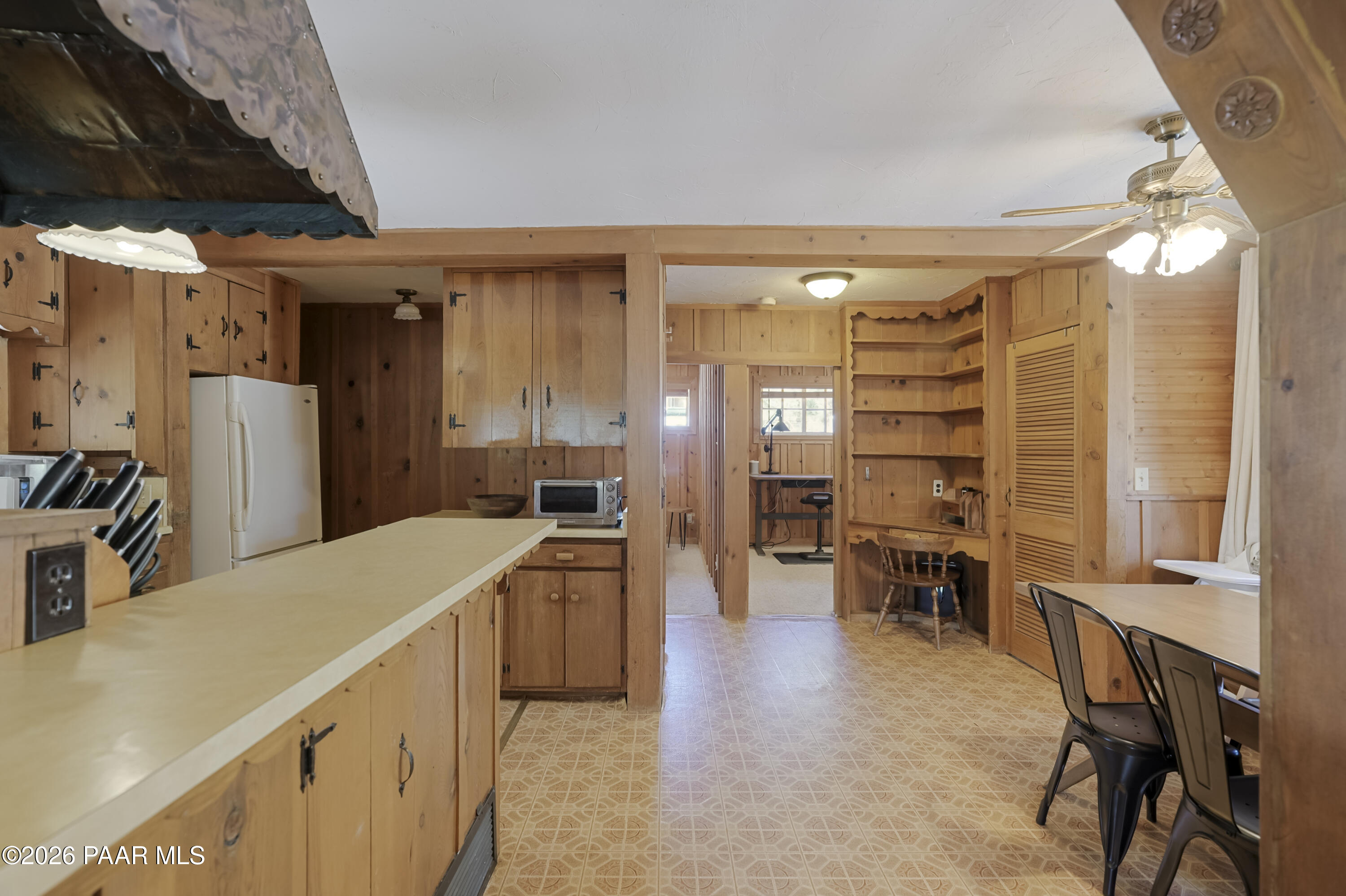902 Hemlock Avenue Prescott, AZ 86303 - Photo 14 of 37 Dining Area 2